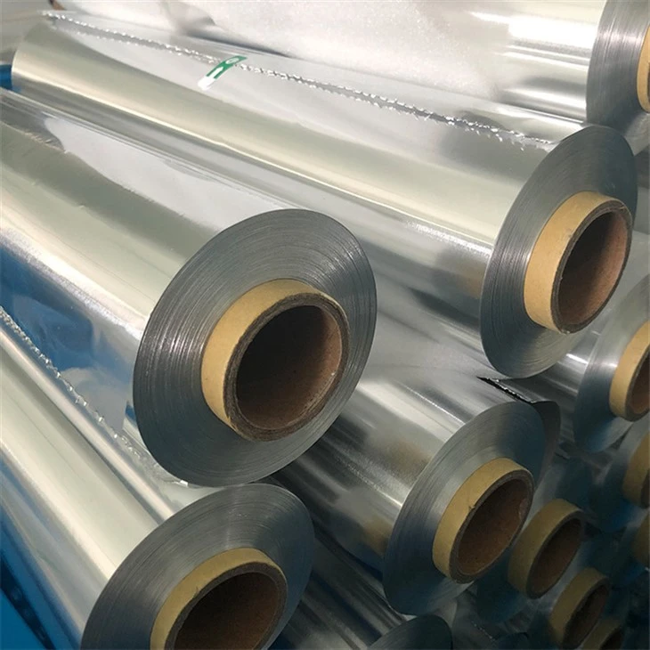 Feuille d'aluminium pour sandwichs