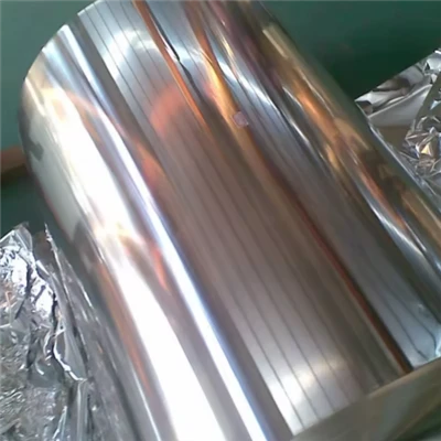 1200 rouleaux géants de papier d'aluminium